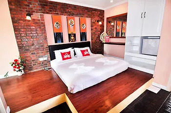 Zen Ladprao Soi 71 Hotel 2*